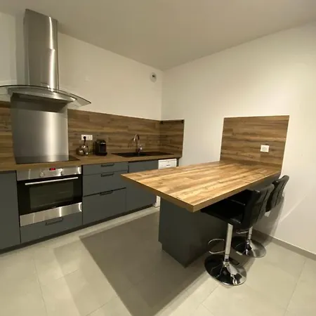 à La Ferme Chez Félix Et Marie-ca *